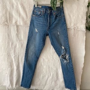 Levi’s 501 skinny leg